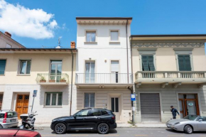 Suite Ondina Viareggio Apartments - Happy Rentals